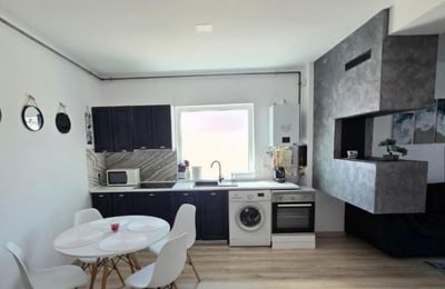 Аренда комфортных 2-комнатных апартаментов площадью 70 м² в районе Мамая, Констанца, Румыния